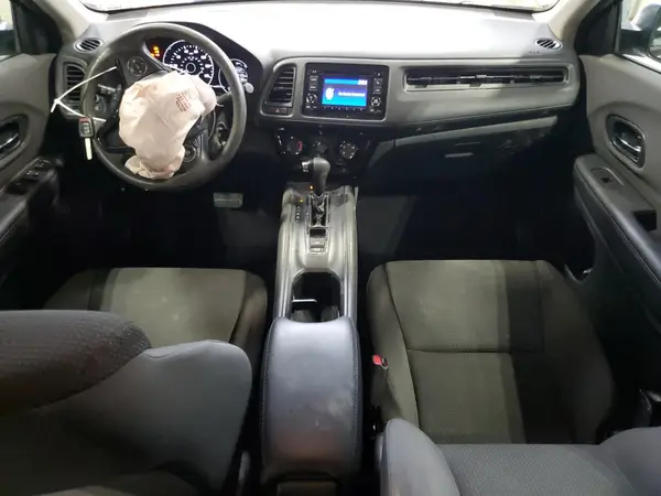 3CZRU6H33KG700066 2019 HONDA HR-V - Image 8