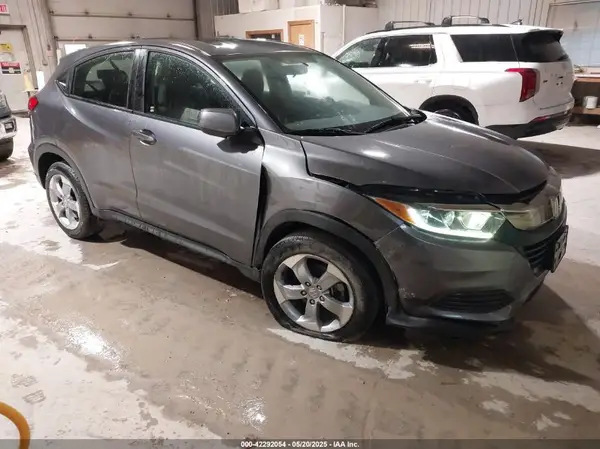 3CZRU6H33KG705428 2019 HONDA HR-V - Image 1