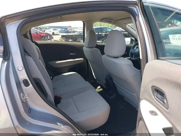 3CZRU6H33KG710130 2019 HONDA HR-V - Image 8