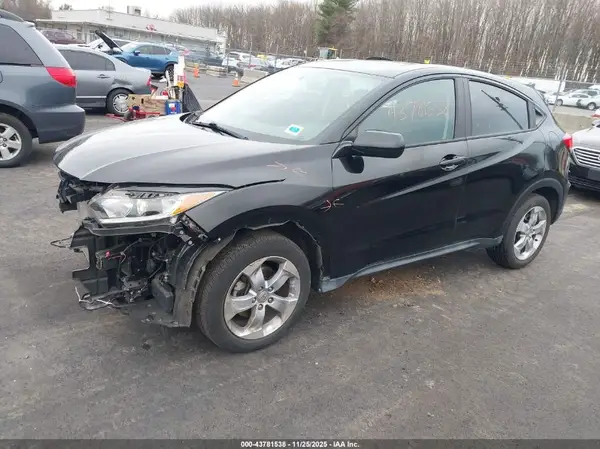 3CZRU6H33KG717272 2019 HONDA HR-V - Image 2