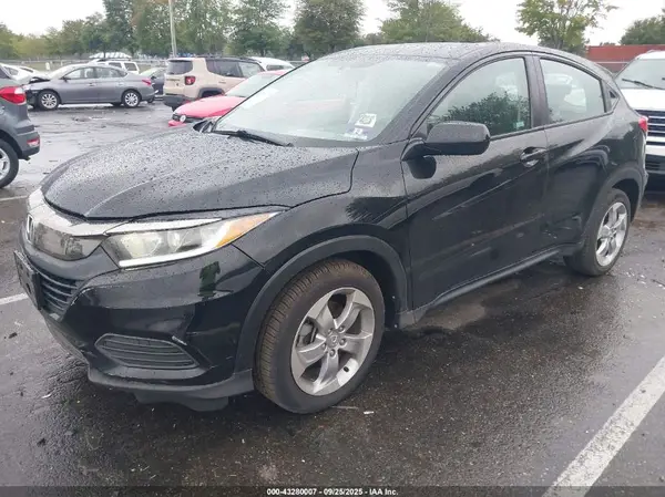 3CZRU6H33KG717823 2019 HONDA HR-V - Image 2