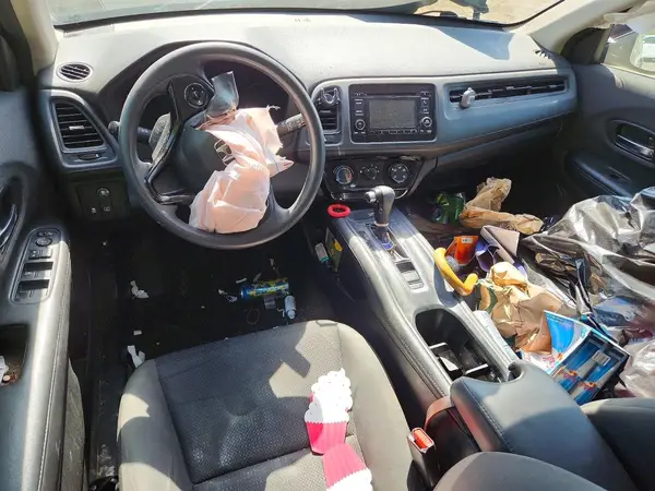 3CZRU6H33KG725646 2019 HONDA HR-V - Image 8