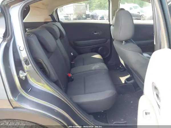 3CZRU6H33KG727767 2019 HONDA HR-V - Image 8