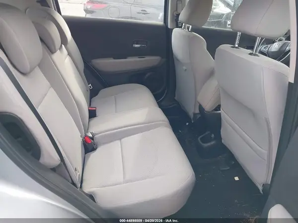 3CZRU6H33LM730588 2020 HONDA HR-V - Image 8