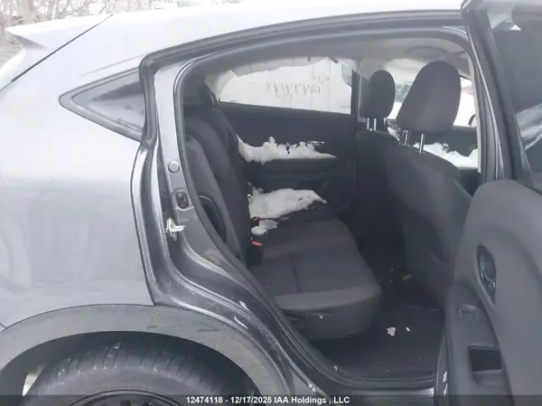 3CZRU6H33MM104816 2021 HONDA HR-V - Image 8