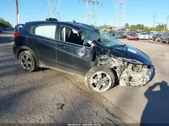 3CZRU6H33MM725764 2021 HONDA HR-V