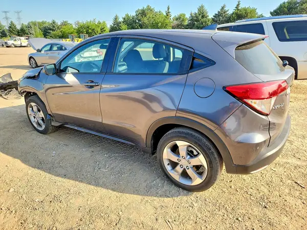 3CZRU6H33MM747831 2021 HONDA HR-V - Image 2