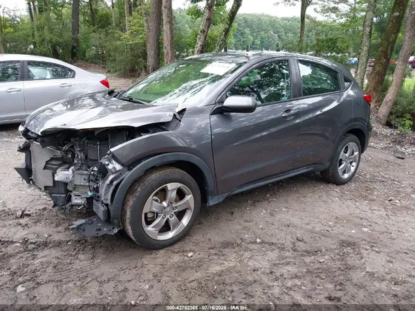 3CZRU6H33MM756965 2021 HONDA HR-V - Image 2