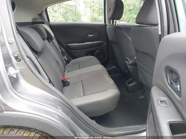 3CZRU6H33MM756965 2021 HONDA HR-V - Image 8
