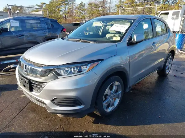3CZRU6H33NM714068 2022 HONDA HR-V - Image 2