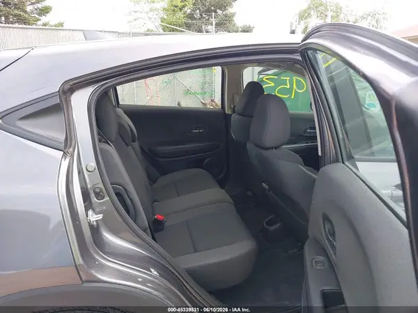 3CZRU6H33NM717889 2022 HONDA HR-V - Image 8