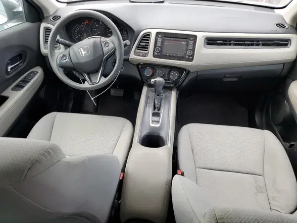 3CZRU6H33NM718802 2022 HONDA HR-V - Image 8