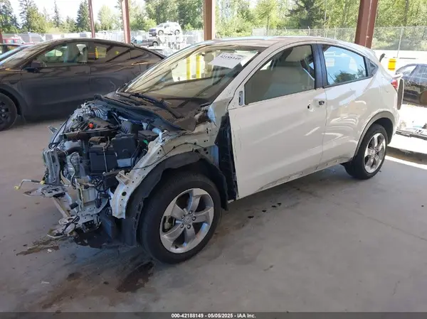 3CZRU6H33NM725801 2022 HONDA HR-V - Image 2