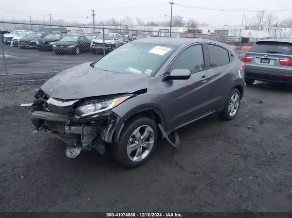 3CZRU6H33NM726494 2022 HONDA HR-V - Image 2