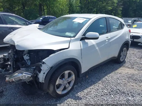 3CZRU6H33NM732991 2022 HONDA HR-V - Image 2