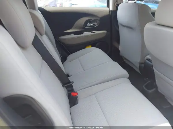 3CZRU6H33NM732991 2022 HONDA HR-V - Image 8