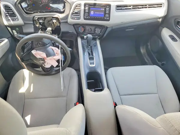 3CZRU6H33NM765358 2022 HONDA HR-V - Image 8