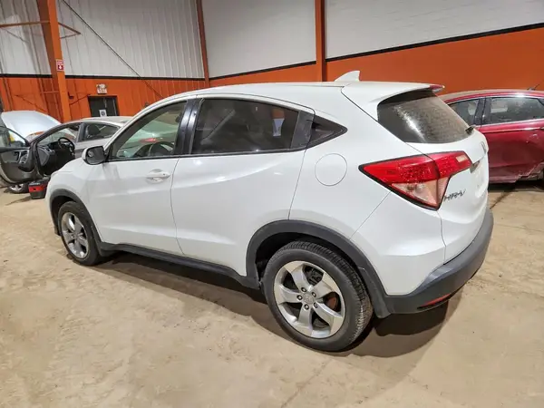 3CZRU6H34GM111200 2016 HONDA HR-V - Image 2