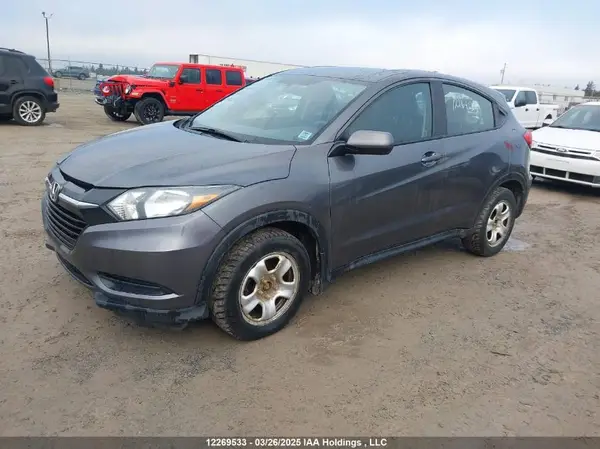 3CZRU6H34GM112282 2016 HONDA HR-V - Image 2