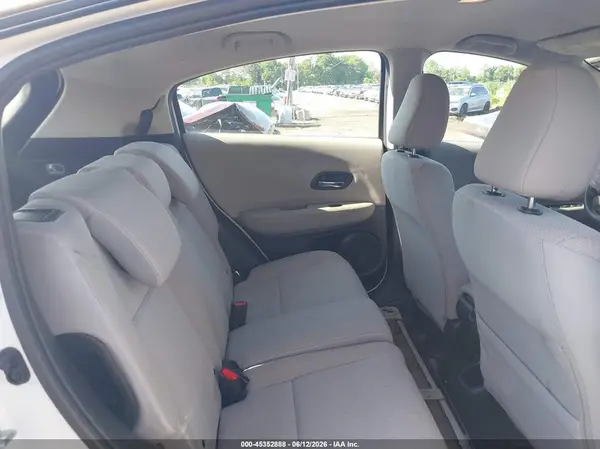 3CZRU6H34GM711716 2016 HONDA HR-V - Image 8