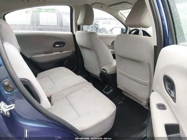 3CZRU6H34GM715653 2016 HONDA HR-V - Image 8