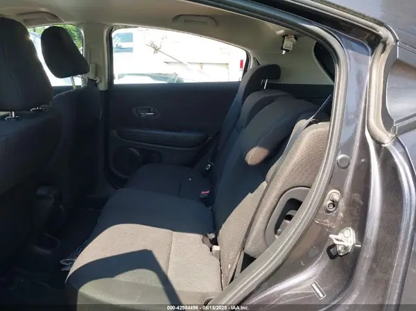 3CZRU6H34GM741864 2016 HONDA HR-V - Image 8
