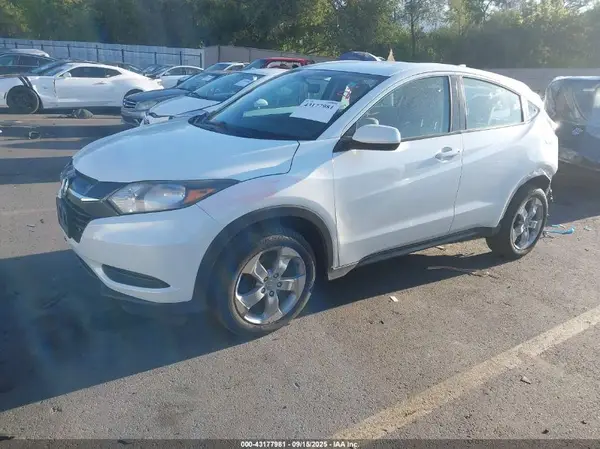 3CZRU6H34GM741993 2016 HONDA HR-V - Image 2