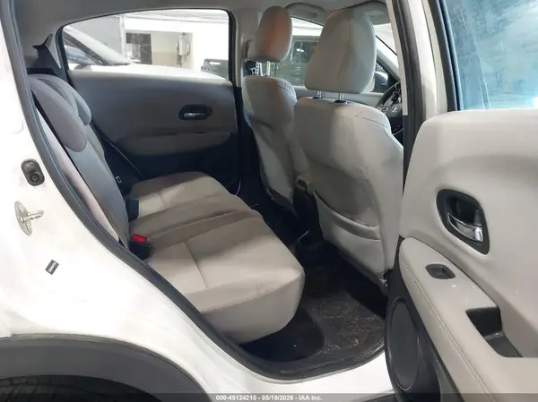 3CZRU6H34GM745459 2016 HONDA HR-V - Image 8