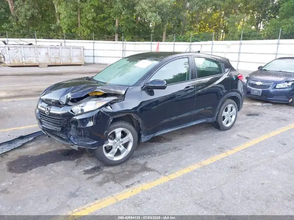 3CZRU6H34GM749608 2016 HONDA HR-V - Image 2