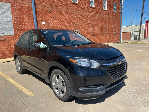 3CZRU6H34GM758406 2016 HONDA HR-V - Image 1