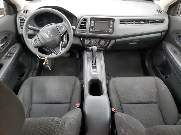 3CZRU6H34HG700621 2017 HONDA HR-V - Image 8