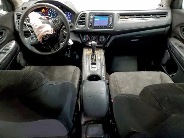 3CZRU6H34HG702868 2017 HONDA HR-V - Image 8