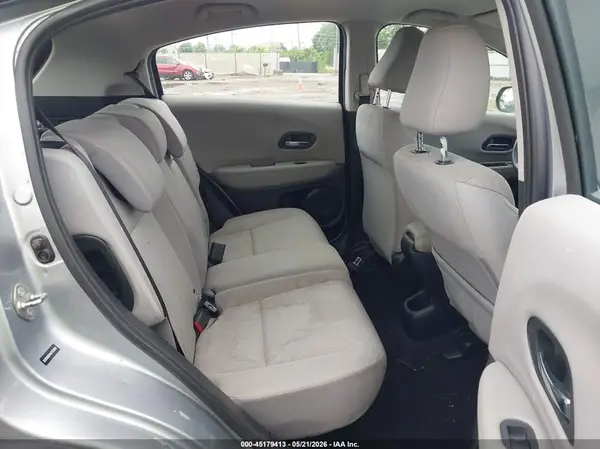 3CZRU6H34HG703809 2017 HONDA HR-V - Image 8