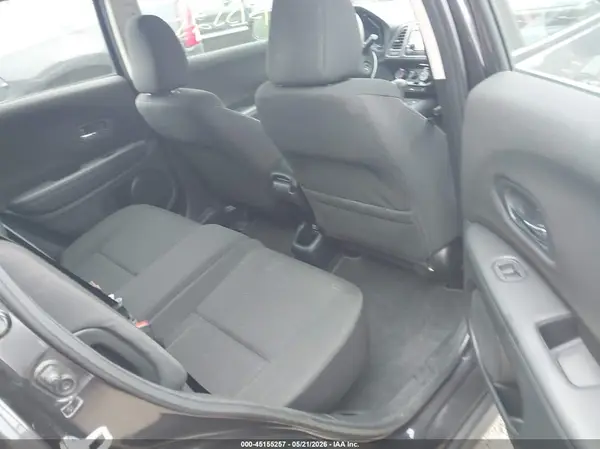 3CZRU6H34HG704619 2017 HONDA HR-V - Image 8