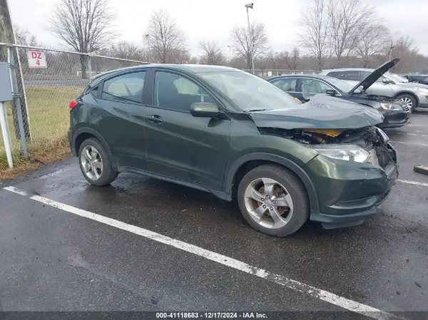3CZRU6H34HG704684 2017 HONDA HR-V - Image 1