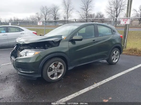 3CZRU6H34HG704684 2017 HONDA HR-V - Image 2