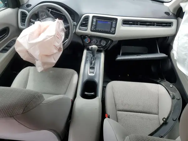 3CZRU6H34HG707391 2017 HONDA HR-V - Image 8