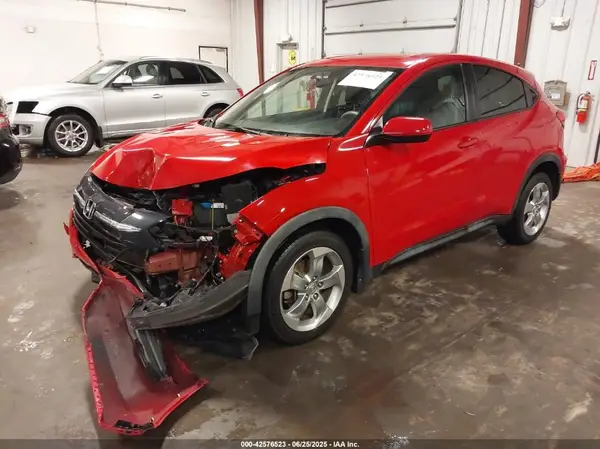 3CZRU6H34HM700300 2017 HONDA HR-V - Image 2