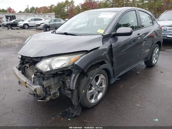 3CZRU6H34HM712320 2017 HONDA HR-V - Image 2