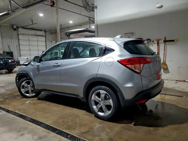 3CZRU6H34JG713861 2018 HONDA HR-V - Image 2