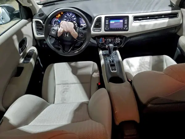 3CZRU6H34JG713861 2018 HONDA HR-V - Image 8