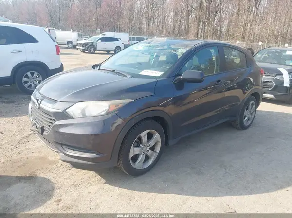 3CZRU6H34JG717764 2018 HONDA HR-V - Image 2