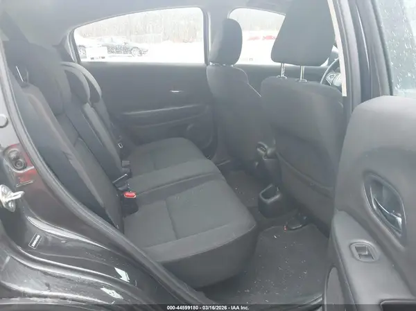 3CZRU6H34JG725508 2018 HONDA HR-V - Image 8