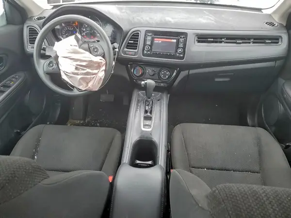 3CZRU6H34JG726402 2018 HONDA HR-V - Image 8