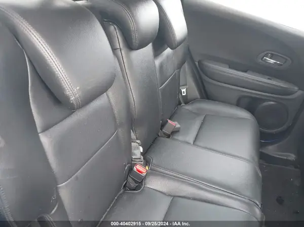 3CZRU6H34JG729185 2018 HONDA HR-V - Image 8