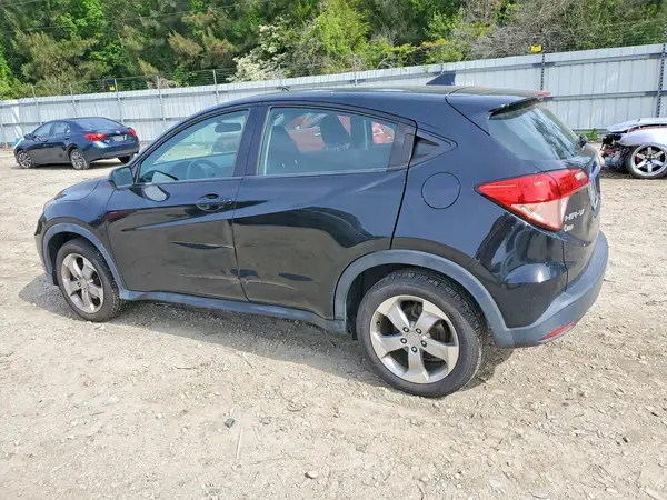 3CZRU6H34JM703025 2018 HONDA HR-V - Image 2