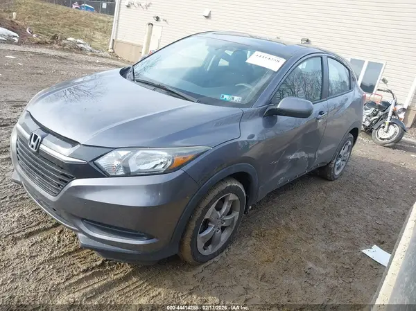 3CZRU6H34JM729219 2018 HONDA HR-V - Image 2