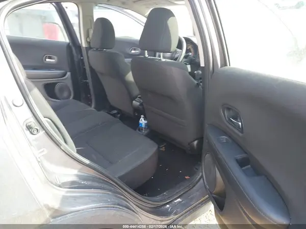 3CZRU6H34JM729219 2018 HONDA HR-V - Image 8