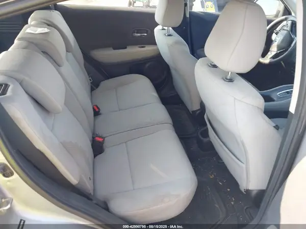 3CZRU6H34KG700478 2019 HONDA HR-V - Image 8