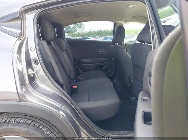 3CZRU6H34KG702781 2019 HONDA HR-V - Image 8